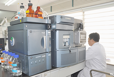 laboratory 19(图1)